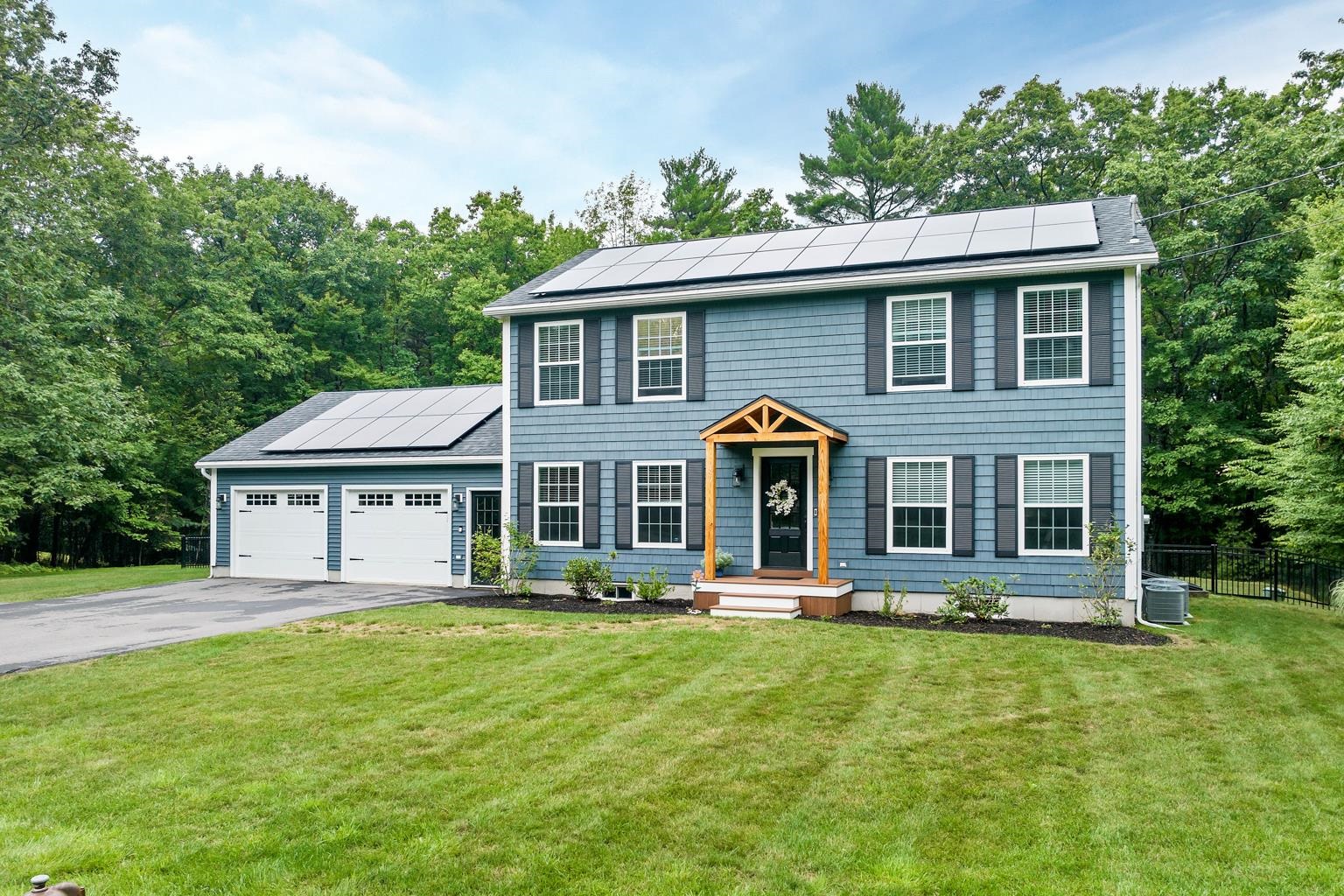 Blueberry Hill Ln, Gilford, NH 03249