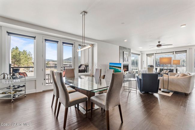 Dining Area | Image 9