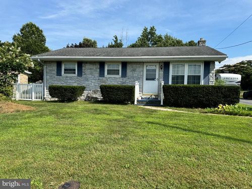582 Loudon Rd, SAINT THOMAS, PA, 17252-9752 | Card Image