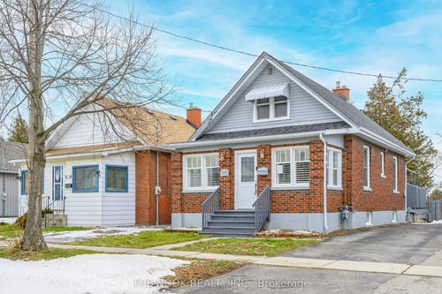 219 Verdun Rd, Oshawa, ON, L1H5T1 | Card Image