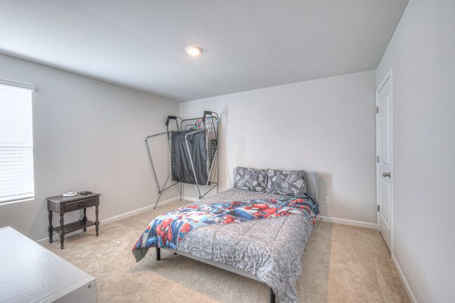 Bedroom 2 with walk-in Closet | Image 19