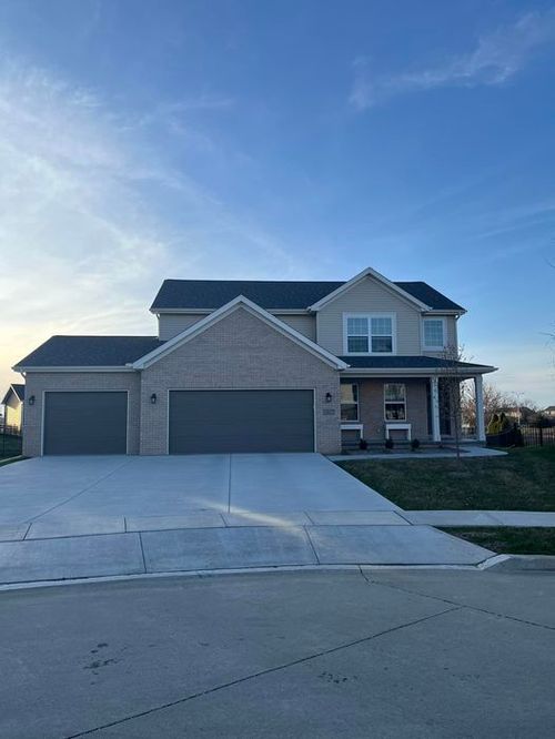 1817 Pfitzer Road, Normal, IL, 61761 | Card Image