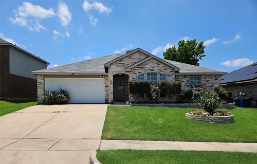 705 Tracy Drive, Azle, TX, 76020 | Card Image