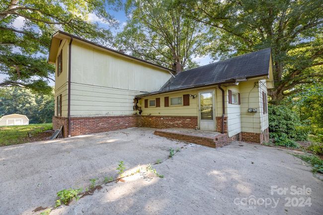 146 Osborne St, House other with 3 bedrooms, 1 bathrooms and null parking in Jonesville NC | Image 22