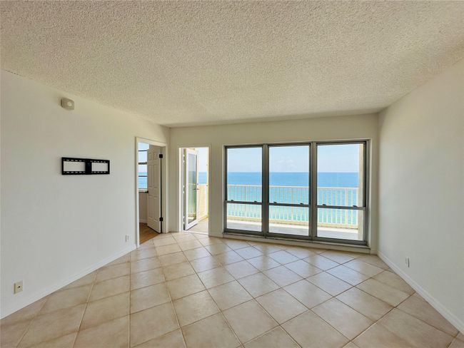 APT-2010 - 750 N Ocean Blvd, Condo with 2 bedrooms, 2 bathrooms and null parking in Pompano Beach FL | Image 7