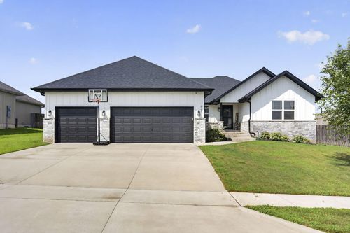 4247 Tuscany Cir, Ozark, MO, 65721-8540 | Card Image