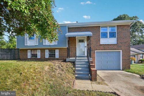 1700 Anna Ct, HYATTSVILLE, MD, 20782-1541 | Card Image