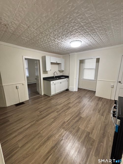 5-106 Birch Street, Manchester, CT, 06040 | Card Image