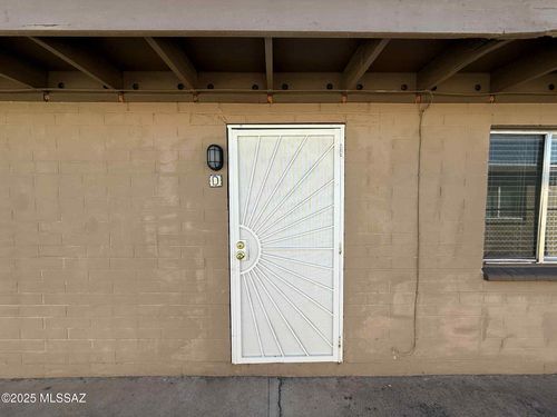 d-5433 E 30th Street, Tucson, AZ, 85711 | Card Image