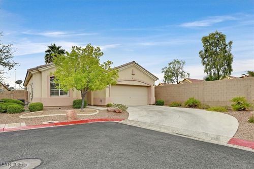 7061 Bodega Point Ct, Las Vegas, NV, 89113-3081 | Card Image