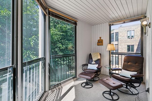 Relax on your screened in porch | Image 18