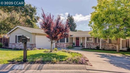 7 El Corte, Orinda, CA, 94563-4119 | Card Image