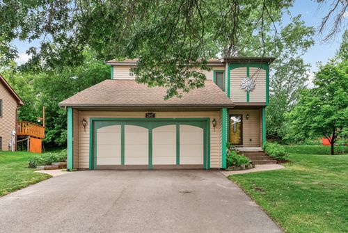 2697 Jessica Ct, Little Canada, MN, 55117-1395 | Card Image