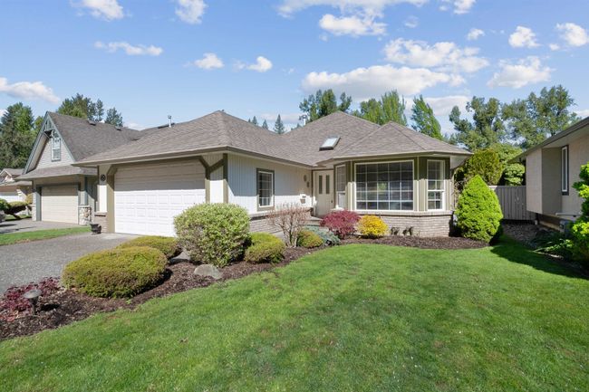 47536 Chartwell Drive, House other with 3 bedrooms, 2 bathrooms and 4 parking in Chilliwack BC | Image 1
