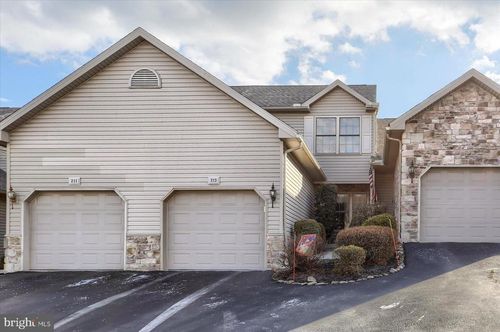 213 Whitetail Ter, MARYSVILLE, PA, 17053-9216 | Card Image