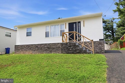 1230 Hall Ave, ABINGTON, PA, 19001-3506 | Card Image