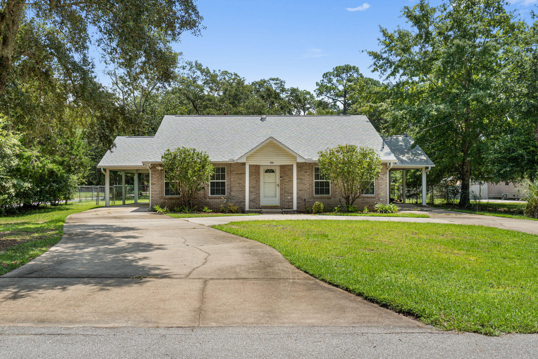 Holley Point Rd, Navarre, FL 32566