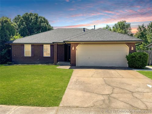 1517 Delmar St, Broken Arrow, OK, 74012-6819 | Card Image