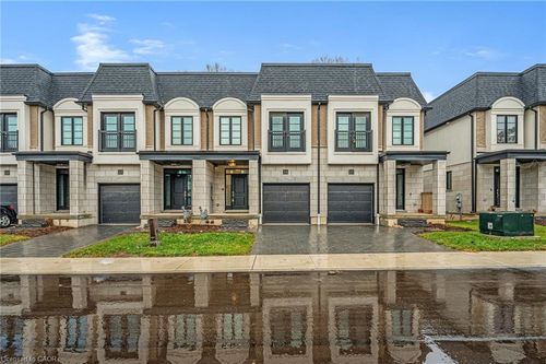 24-143 Elgin St N, Cambridge, ON, N1R0E1 | Card Image