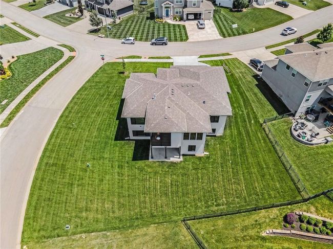 Aerial view of residential area | Image 37