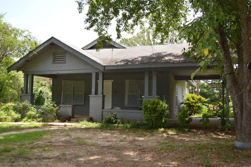 8068 Hilltop Ln, Harrisburg, AR, 72432-8340 | Card Image