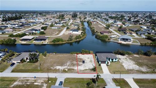 2241 Nw 9th Ter, Cape Coral, FL, 33993-7171 | Card Image