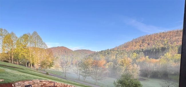 207 Comanche Rd, House other with 4 bedrooms, 4 bathrooms and null parking in Cullowhee NC | Image 5