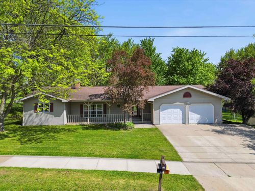 621 W Upham St, Marshfield, WI, 54449-1354 | Card Image