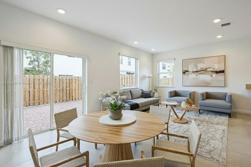 12845 Nw 24th Ave, Miami, FL, 33167-1576 | Card Image