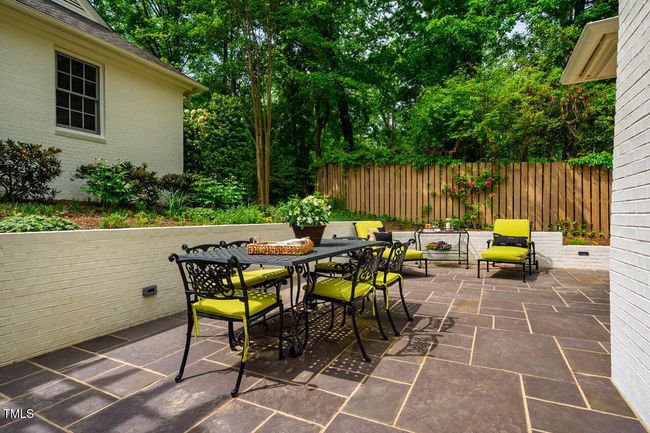220GlandonDr-084 | Image 63