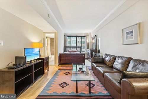 apt-412-1701 16th St Nw, WASHINGTON, DC, 20009-3143 | Card Image