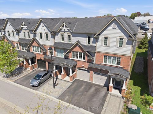 75 Magpie Way, Whitby, ON, L1N0K5 | Card Image