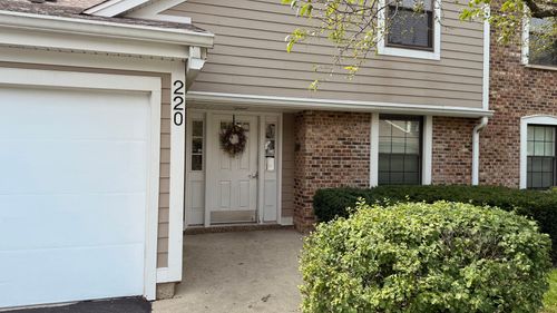 b2-220 Oak Knoll Ct, Schaumburg, IL, 60193-2042 | Card Image
