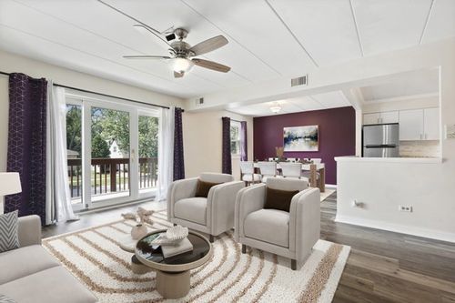 apt-205-3704 215th St, Matteson, IL, 60443-2900 | Card Image