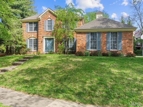 13081 Greenbough Dr, Saint Louis, MO, 63146-6003 | Card Image