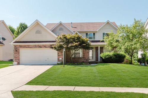 5819 Stone Pine Trl, Carmel, IN, 46033-8255 | Card Image