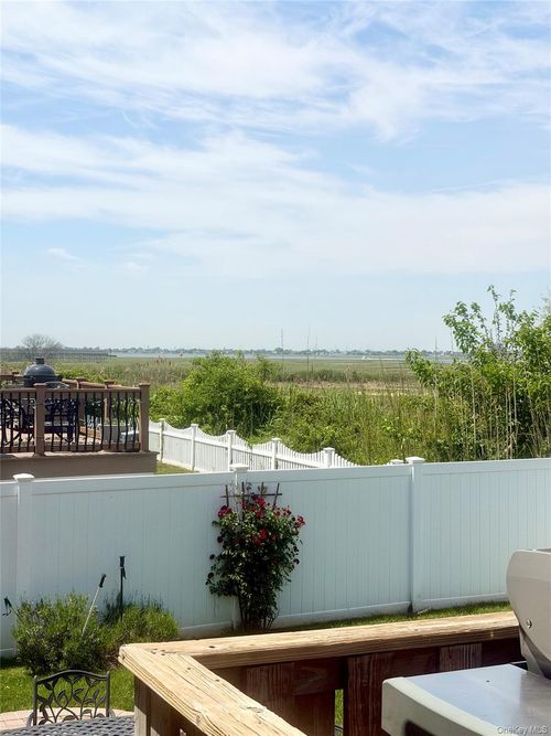 821 Channel Rd, Lido Beach, NY, 11561-5208 | Card Image