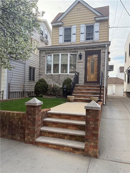 8015 12th Avenue, Brooklyn, NY, 11228 | Card Image