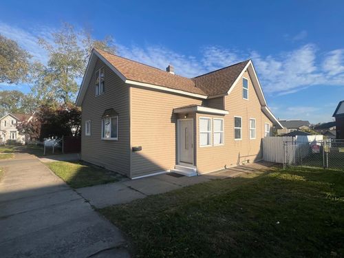 214 Scott St, Erie, PA, 16508-1836 | Card Image