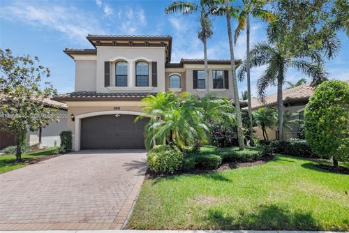 8944-8944 Little Falls Way, Delray Beach, FL, 33446-9592 | Card Image