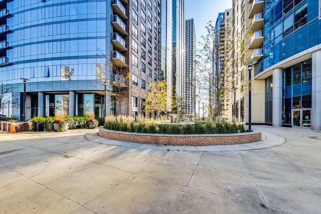 UNIT-1405 - 450 E Waterside Dr, Condo with 1 bedrooms, 1 bathrooms and 1 parking in Chicago IL | Image 52