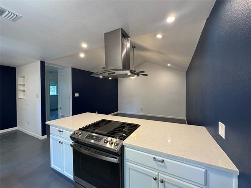 a-5303 W Gate Blvd, Austin, TX, 78745-2622 | Card Image