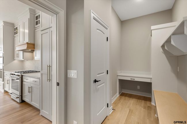 21859 B St, House other with 6 bedrooms, 4 bathrooms and 4 parking in Elkhorn NE | Image 17