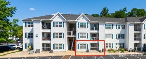 1013 Waterford Dr, Edison, NJ, 08817-1922 | Card Image