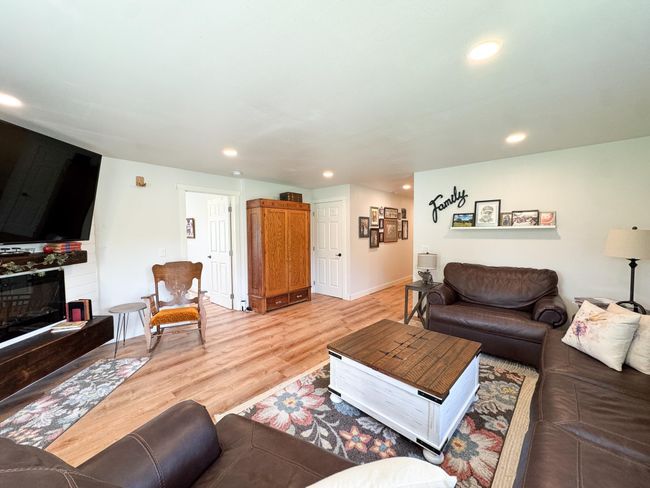 Family Room #2 1.jpg | Image 46