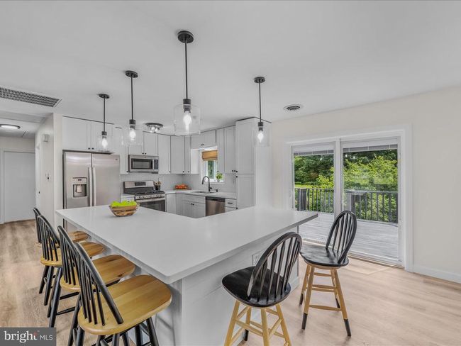 106 Mason Farm Dr, House other with 4 bedrooms, 3 bathrooms and null parking in KEARNEYSVILLE WV | Image 6