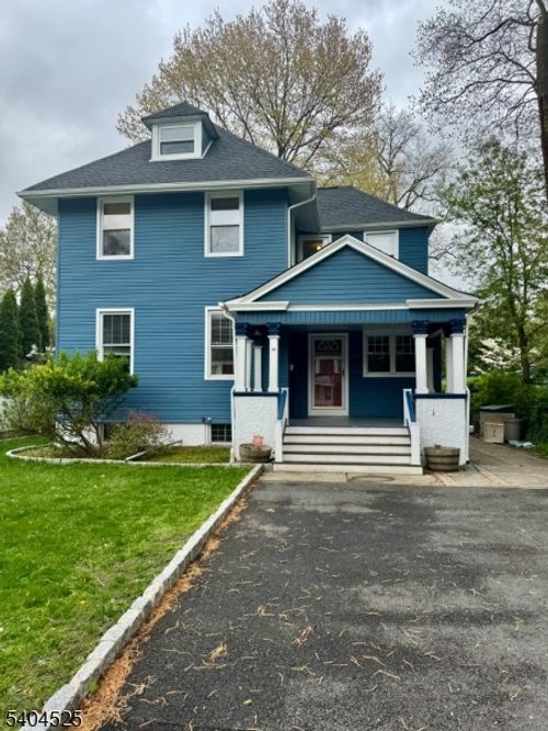 782 Valley St, Orange, NJ, 07050-1017 | Card Image