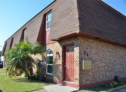 2-2400 Giuffrias Ave, Metairie, LA, 70001-6647 | Card Image