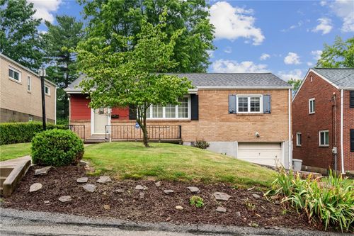 33 Perry St, Millvale, PA, 15209-2145 | Card Image