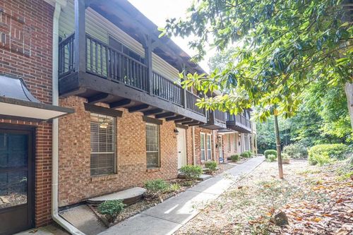 7307 Cardigan Cir, Sandy Springs, GA, 30328-1930 | Card Image